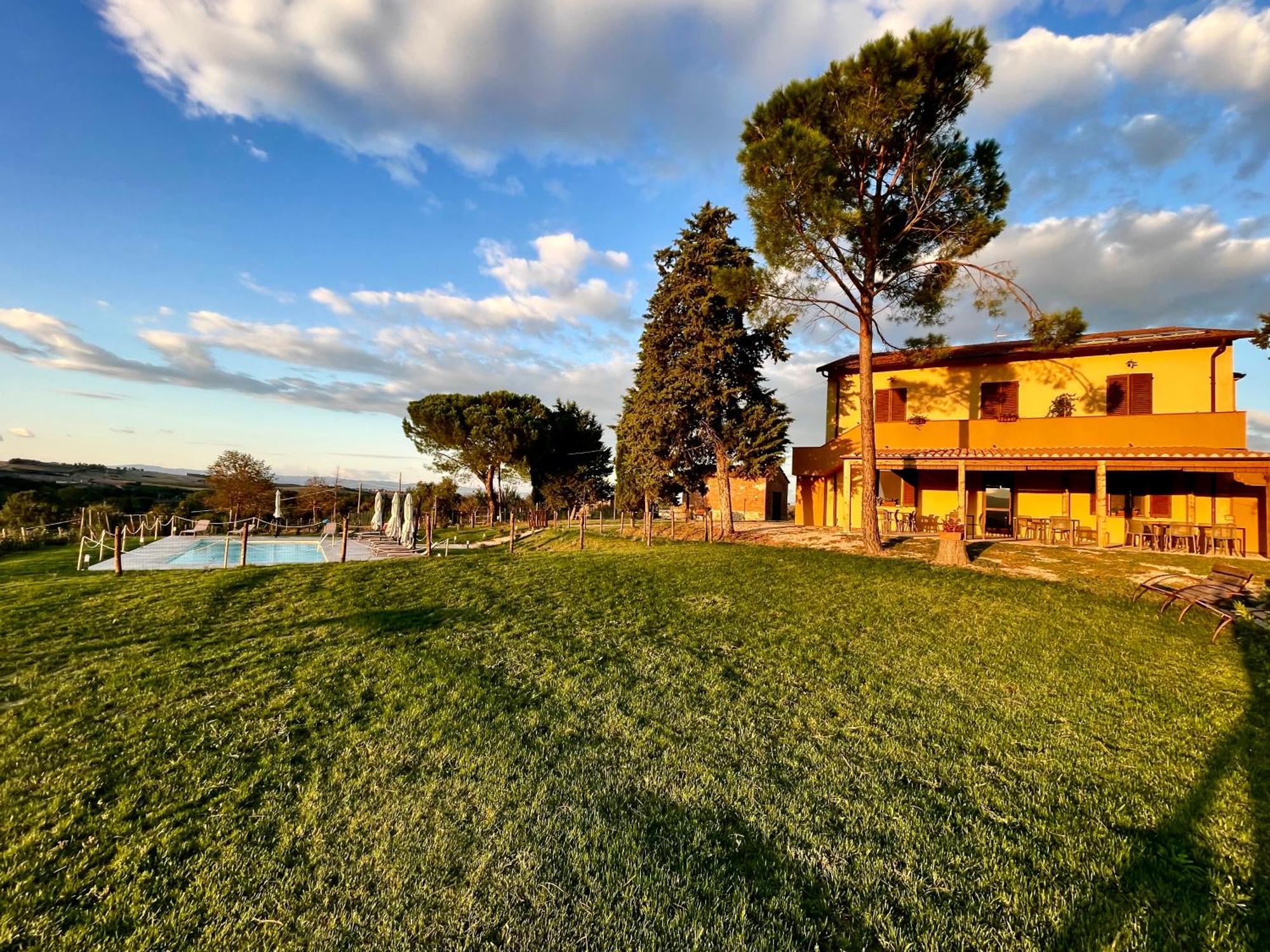 Agriturismo Con Cucina Il Favaio Paciano Exterior foto
